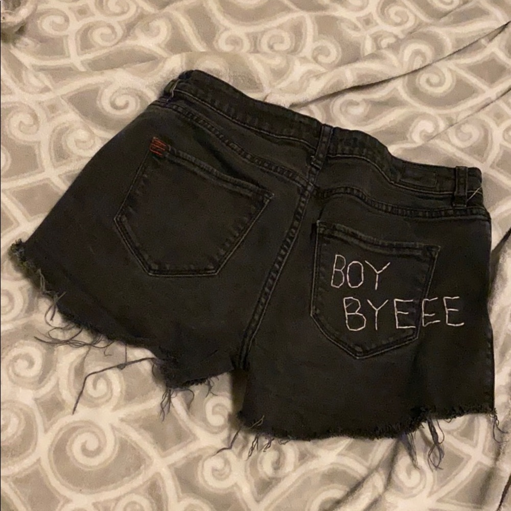 Beyoncé cut-off shorts | size 4
